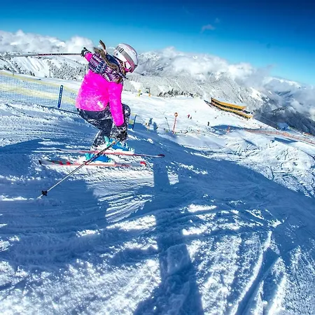 Zillertal Szálloda Fügen