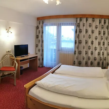 Zillertal Szálloda Fügen