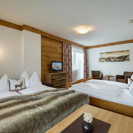 Landhaus Zillertal Hotel 3*