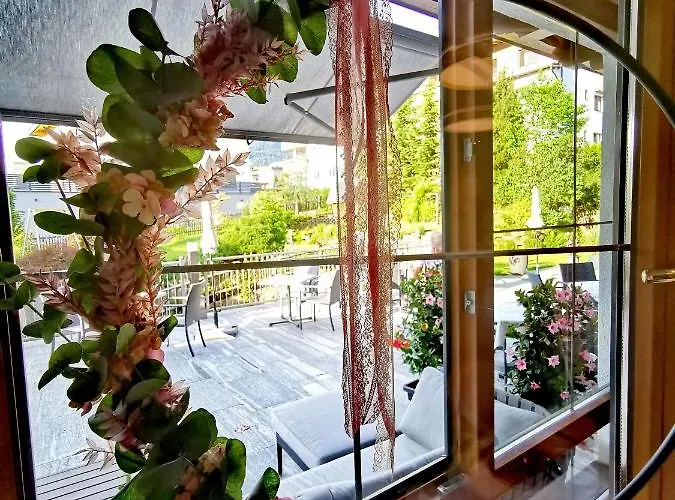 Landhaus Zillertal Hotel Fuegen