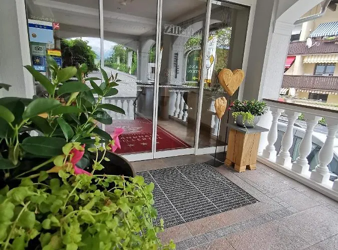 Hotel Landhaus Zillertal 3*